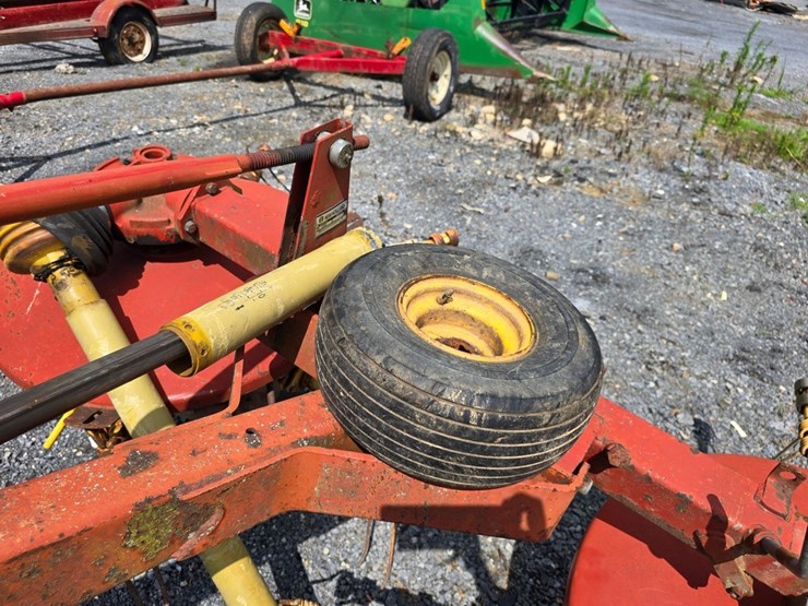 new-holland-255-image-9