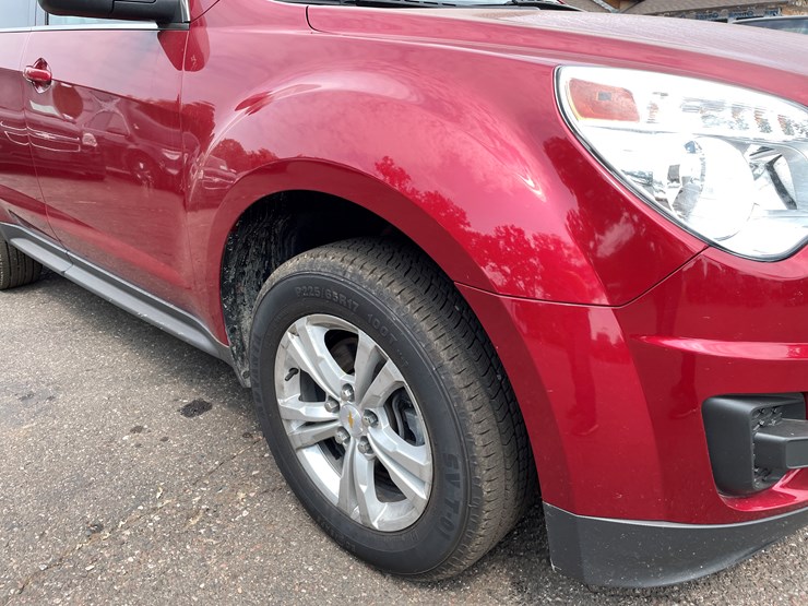2015-chevrolet-equinox-lt-image-30