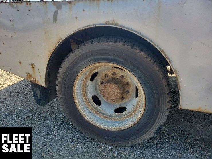 2011-ford-f450-image-11