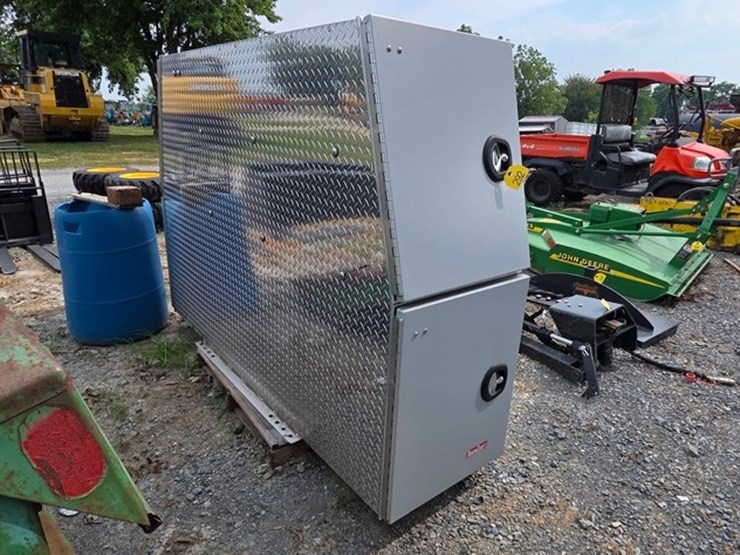 truck-tool-box-image-1