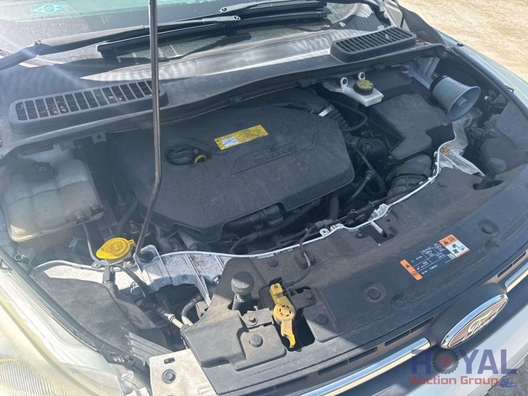 2016-ford-escape-image-8