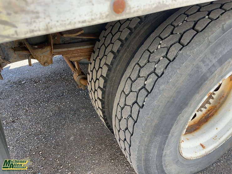 2007-chevrolet-t7500-image-13