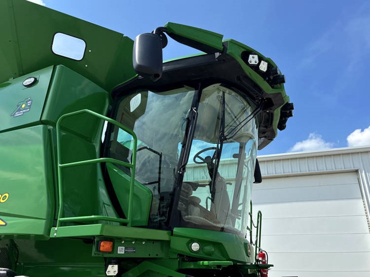 2022-john-deere-s780-image-26