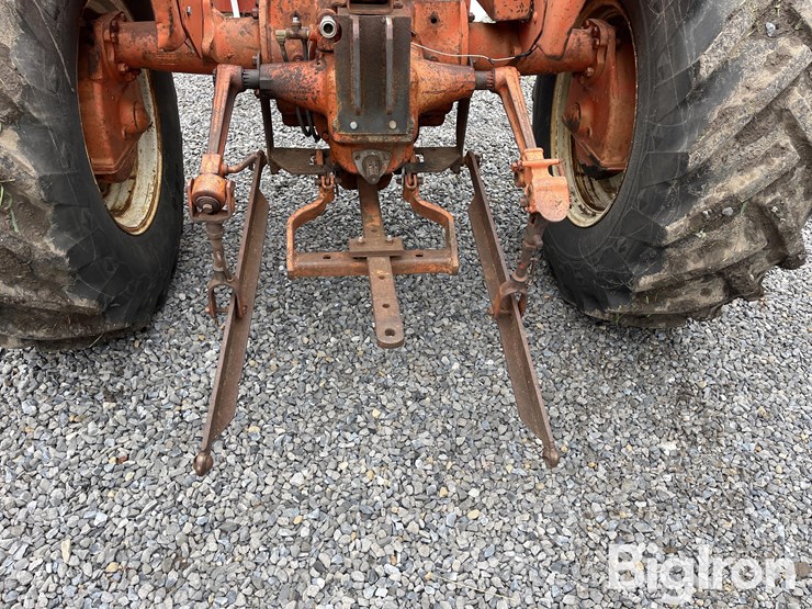 1957-allis-chalmers-d17-image-10