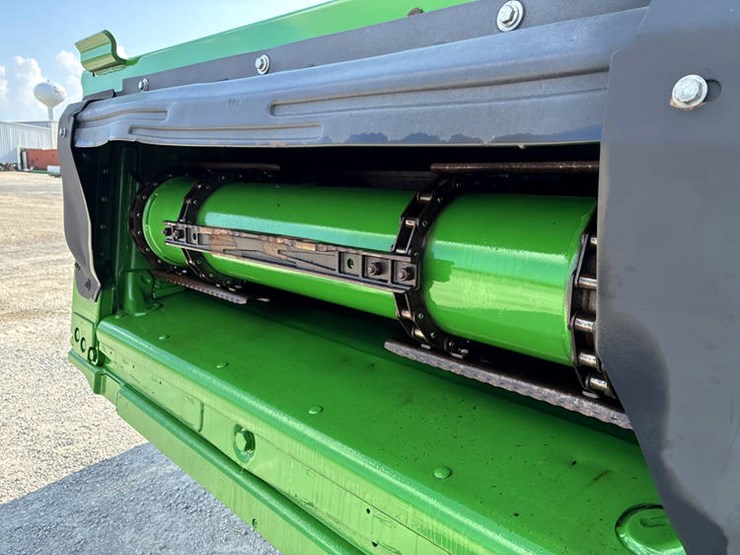 2016-john-deere-s680-image-13