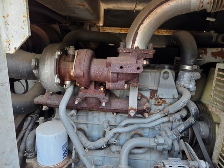 whisperwatt-45kw-towable-generator-(runs)-image-18