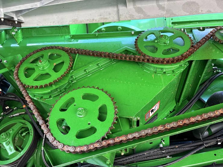 2016-john-deere-s680-image-57