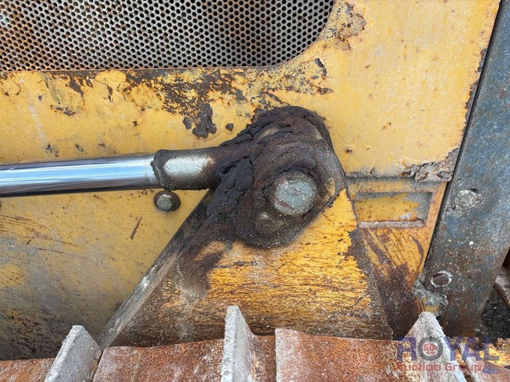 2006-deere-650j-lgp-image-19