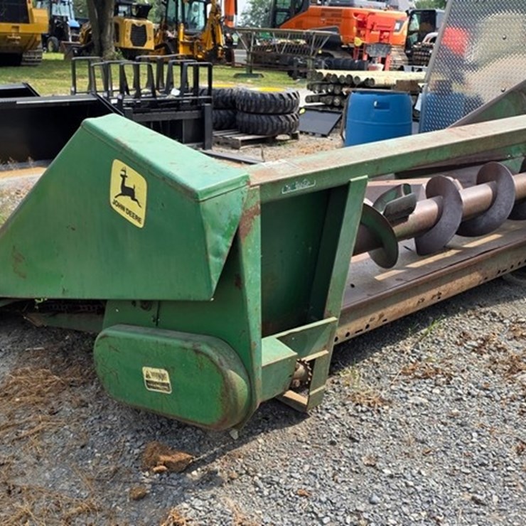 JOHN DEERE 443