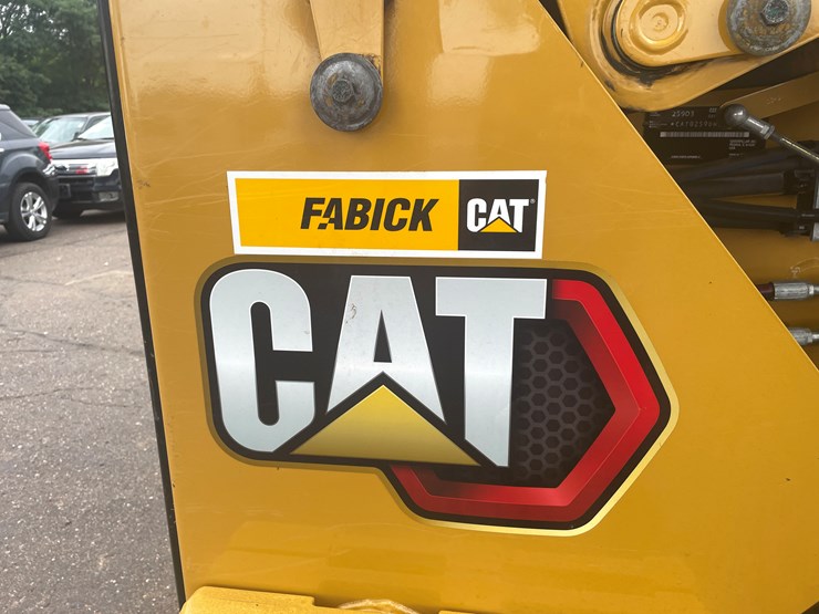 2019-caterpillar-259d3-image-10
