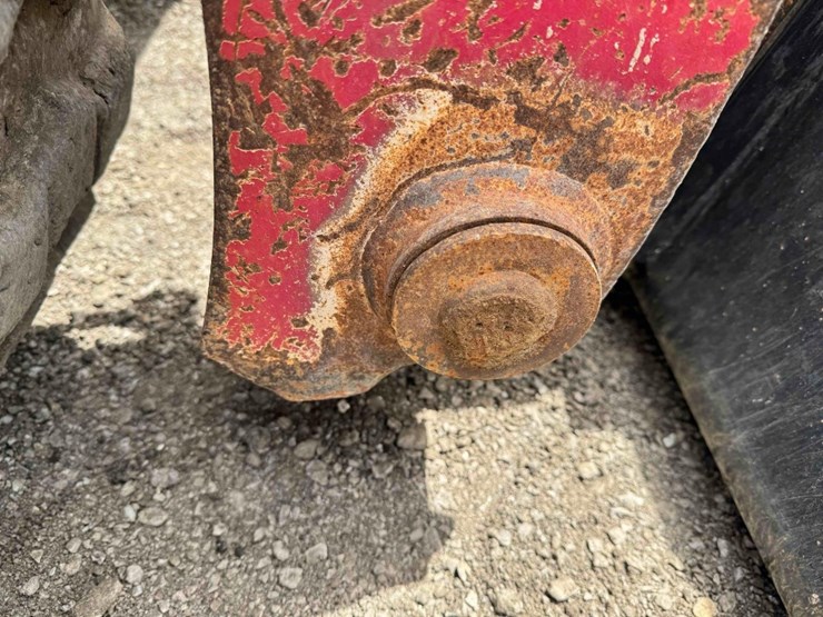 takeuchi-tl12v2-image-38