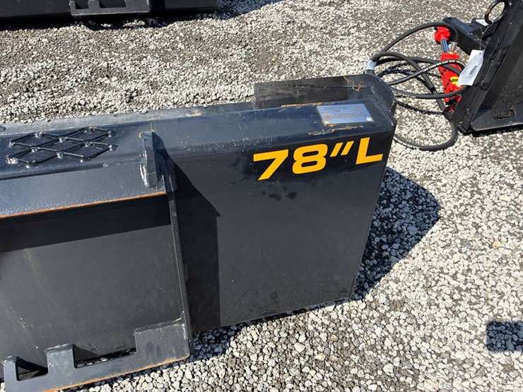 #113155-•-industrias-america-78"-skidsteer-bkt-image-8