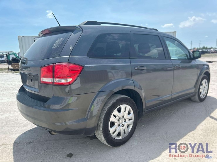 2014-dodge-journey-image-3