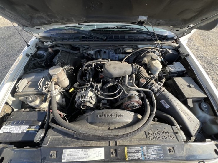 2004-chevrolet-blazer-image-14