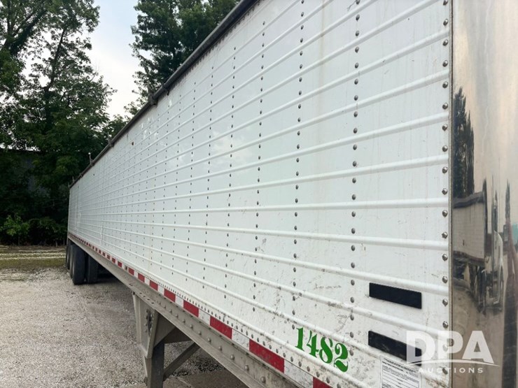 2016-wilson-grain-trailer-image-54