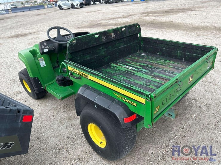 2017-john-deere-gator-ts-image-4