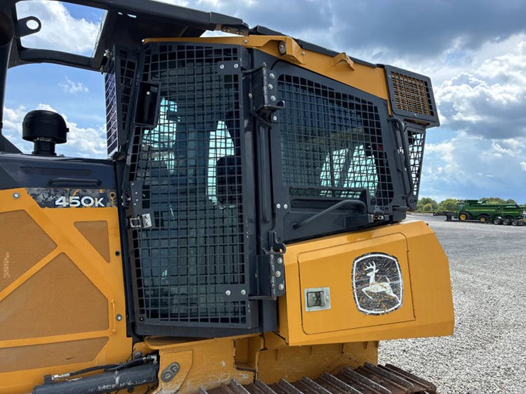 2022-john-deere-450-image-27