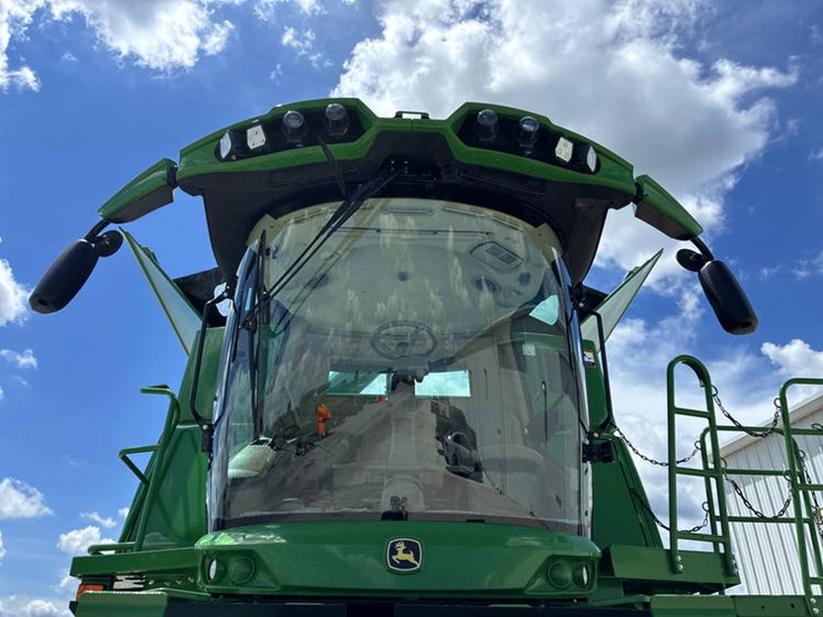 2023-john-deere-s780-image-10