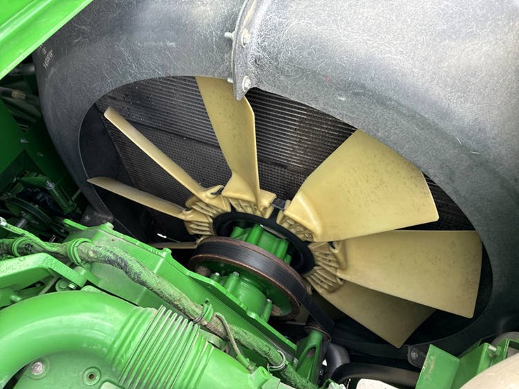 2015-john-deere-s680-image-108