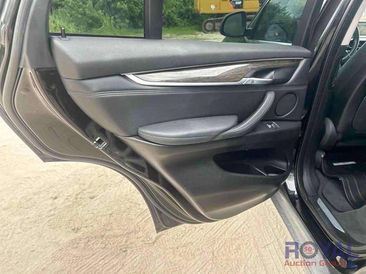 2016-bmw-x5-image-18