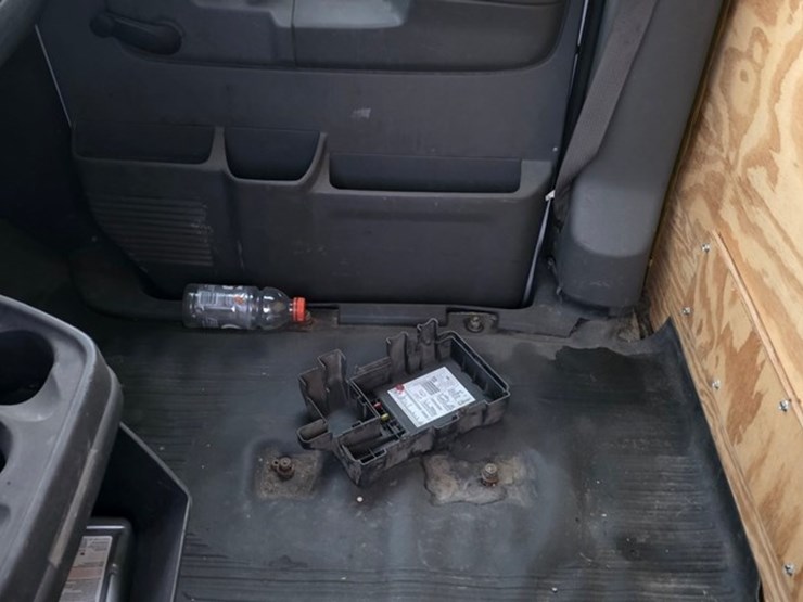 gmc-3500-image-37