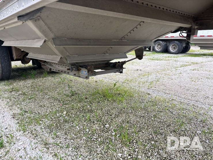 2014-wilson-grain-trailer-image-46