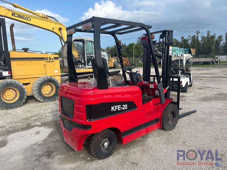 2024-agt-kfe-20-2,000lb-electric-forklift-image-3