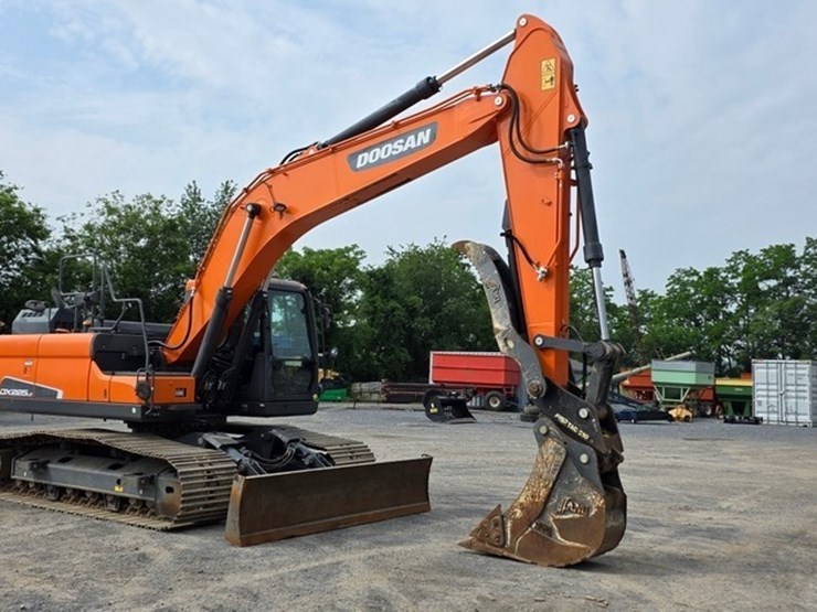 2019-doosan-dx225-lc-5-image-2