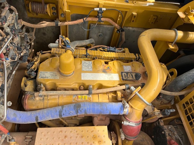 2017-caterpillar-336fl-image-21