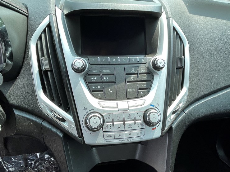 2014-gmc-terrain-slt-image-59