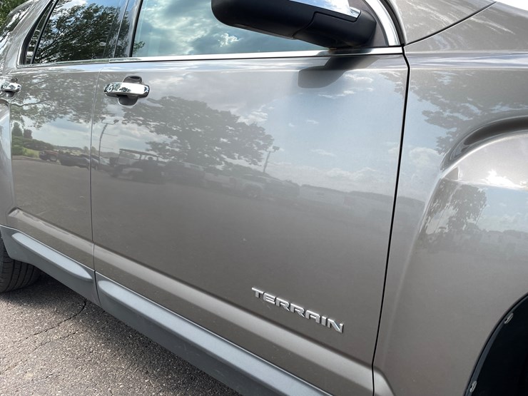 2010-gmc-terrain-slt-image-40