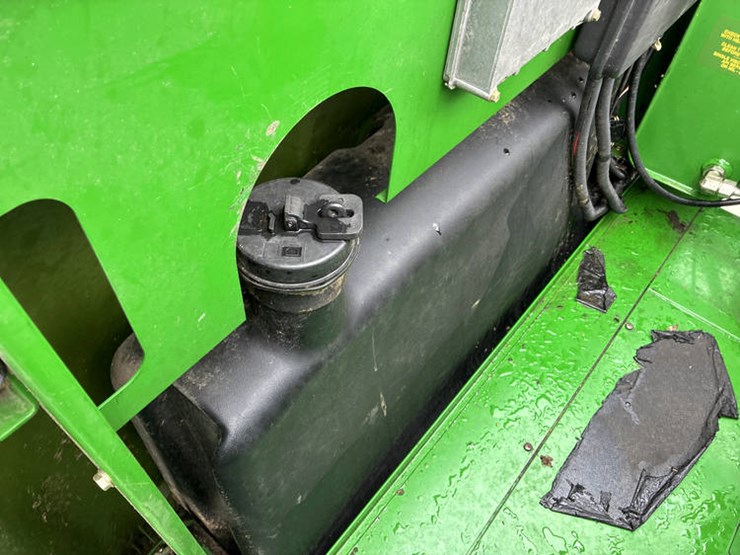 2002-john-deere-9750-image-86