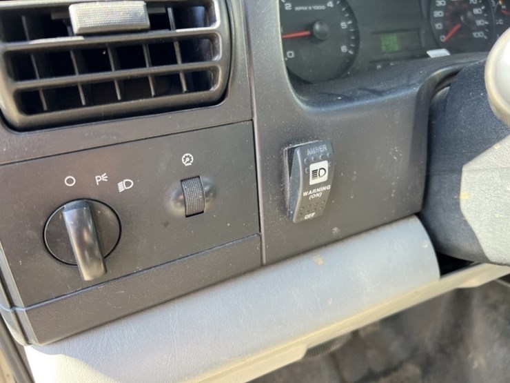 2005-ford-f250-image-31