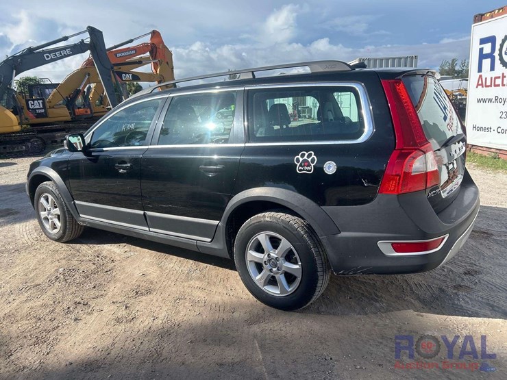 2012-volvo-xc70-image-4