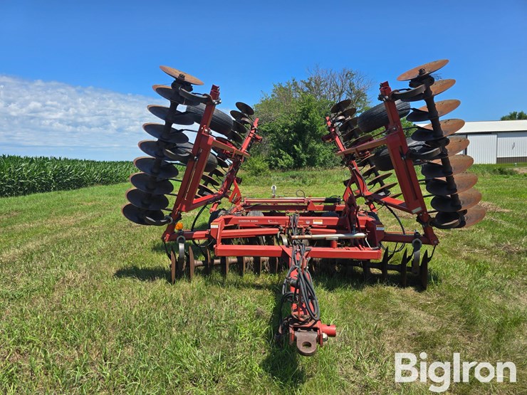 case-ih-3950-image-2