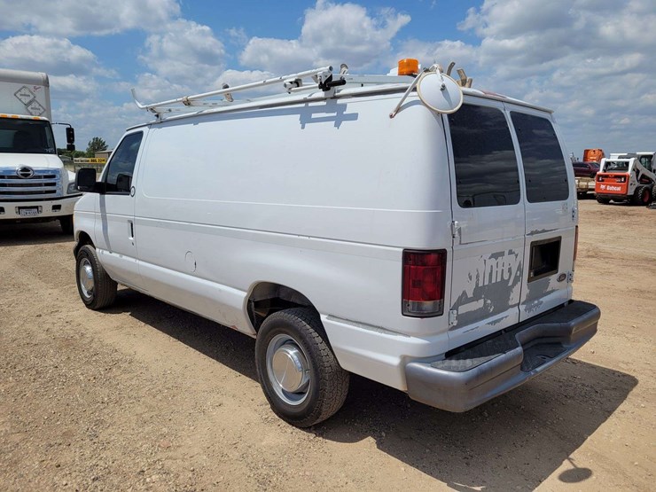 2006-ford-e250-image-4
