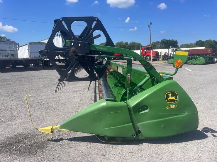 2013-john-deere-635f-image-4