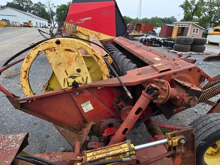 new-holland-479-image-8