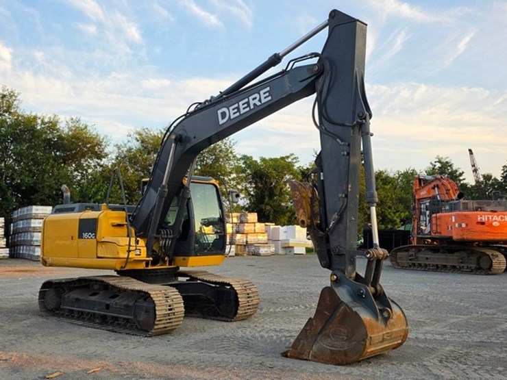 2013-deere-160g-lc-image-2