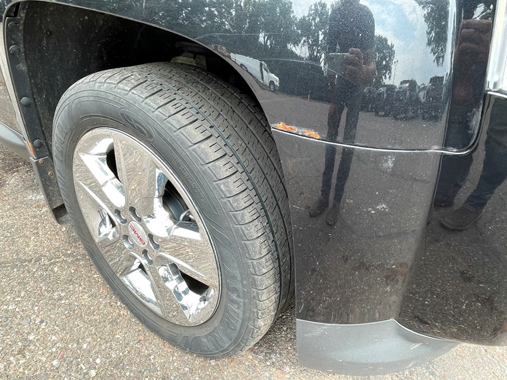 2015-gmc-terrain-slt-image-39