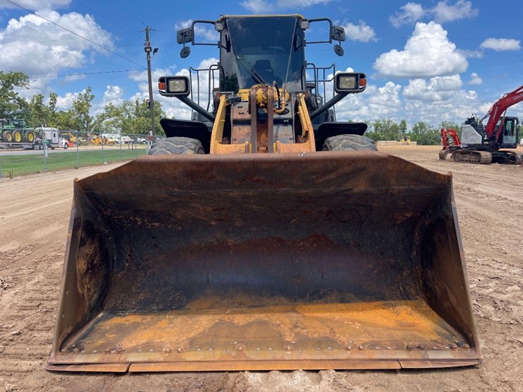 komatsu-wa380-8-image-7