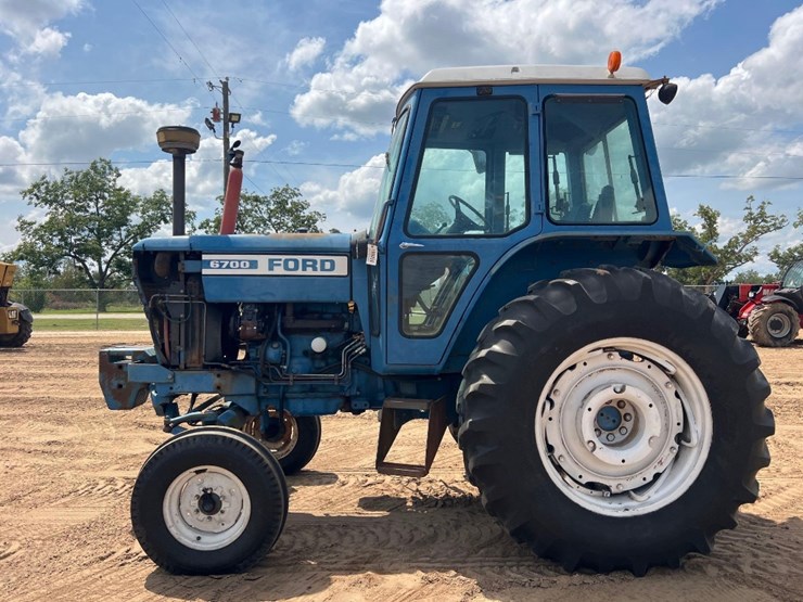 ford-6700-image-1
