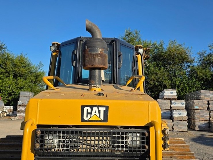 2019-caterpillar-d6n-lgp-image-56
