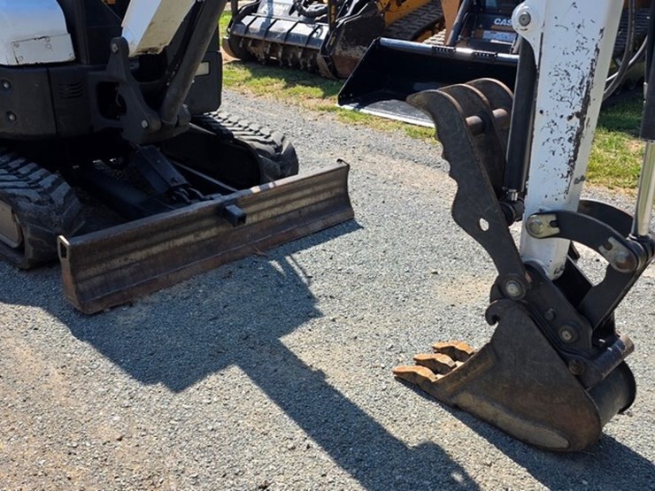 2020-bobcat-e35i-image-39
