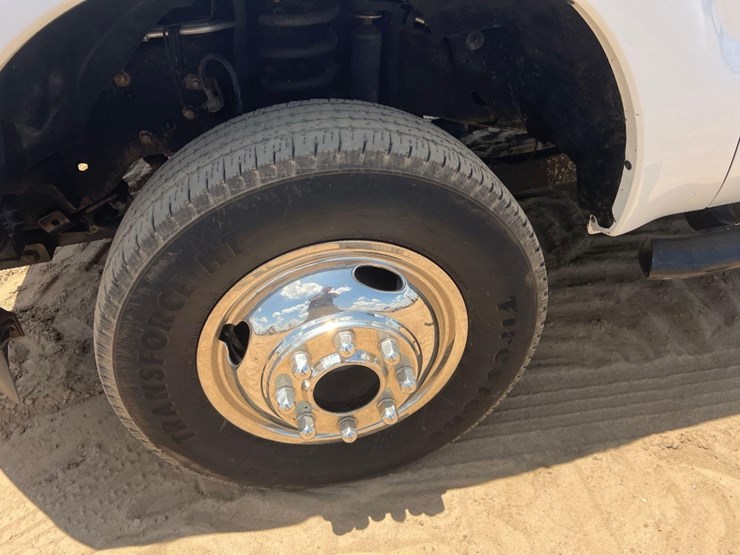 2016-ford-f350-image-9