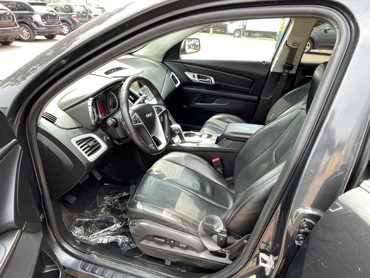 2014-gmc-terrain-slt-image-49
