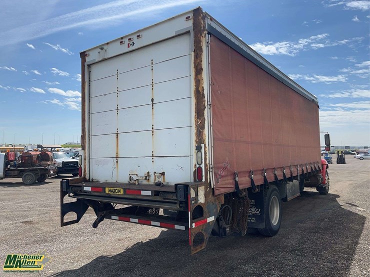2009-international-durastar-4300-image-14