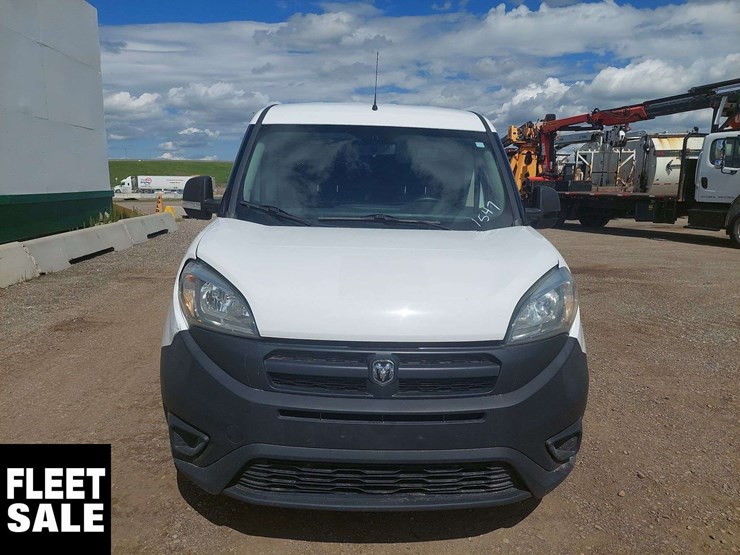 2015-ram-promaster-city-image-16