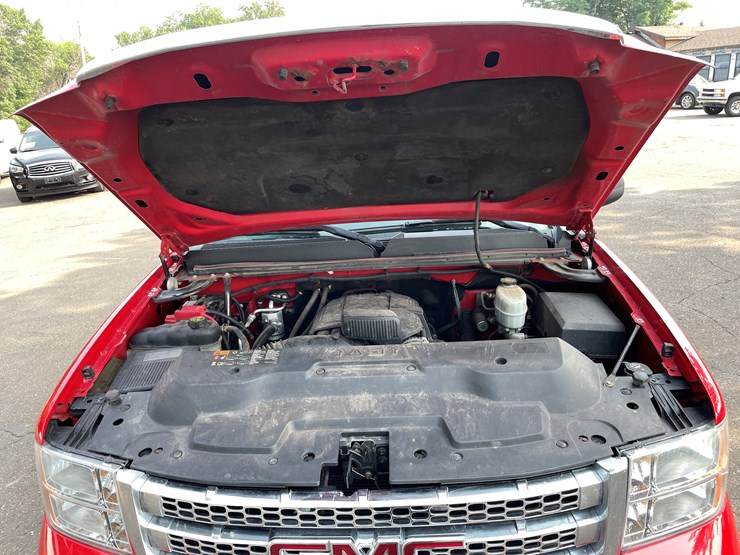 2012-gmc-2500-image-46