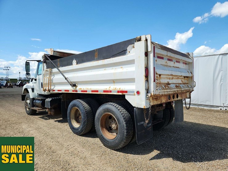2009-international-workstar-7400-image-3